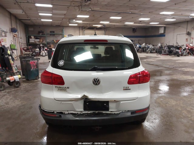 2016 Volkswagen Tiguan S მანქანა იყიდება აუქციონზე, vin: WVGBV7AX1GW547540, აუქციონის ნომერი: 46065427