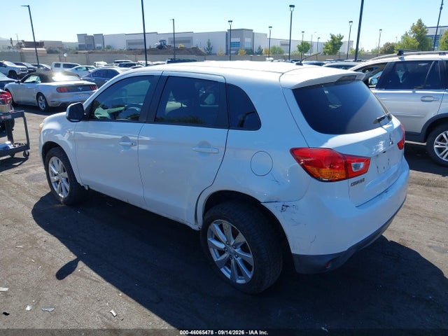 2015 Mitsubishi Outlander Sport Es მანქანა იყიდება აუქციონზე, vin: 4A4AP3AU1FE048243, აუქციონის ნომერი: 46065478