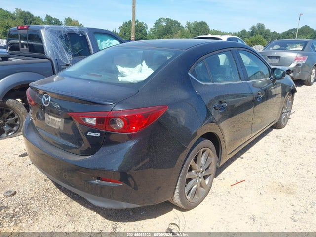 46065503 :رقم المزاد ، 3MZBN1V34JM208932 vin ، 2018 Mazda Mazda3 Touring مزاد بيع