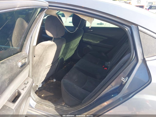 2010 Mazda Mazda6 I Touring Plus მანქანა იყიდება აუქციონზე, vin: 1YVHZ8CH7A5M51577, აუქციონის ნომერი: 46065504