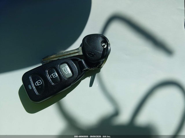 2020 Hyundai Elantra Se მანქანა იყიდება აუქციონზე, vin: 5NPD74LF8LH556343, აუქციონის ნომერი: 46065505