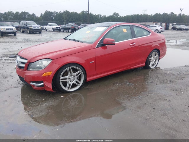 2012 Mercedes-benz C 250 მანქანა იყიდება აუქციონზე, vin: WDDGJ4HB9CF872807, აუქციონის ნომერი: 46065539
