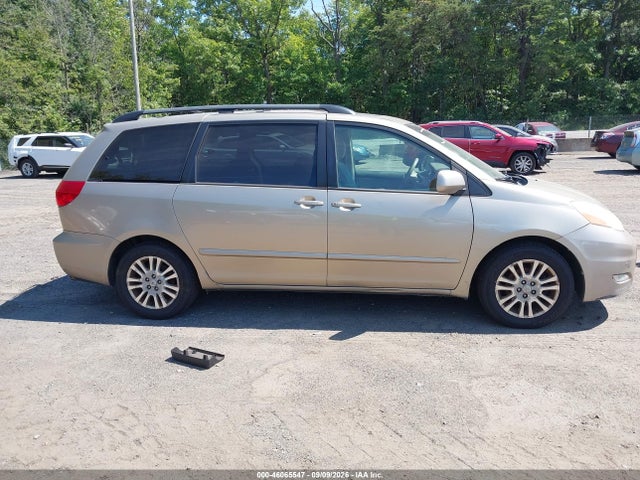 46065547 :رقم المزاد ، 5TDYK4CC6AS289779 vin ، 2010 Toyota Sienna Xle مزاد بيع