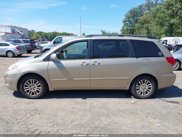 46065547 :رقم المزاد ، 5TDYK4CC6AS289779 vin ، 2010 Toyota Sienna Xle مزاد بيع