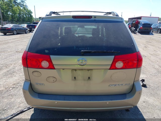 46065547 :رقم المزاد ، 5TDYK4CC6AS289779 vin ، 2010 Toyota Sienna Xle مزاد بيع