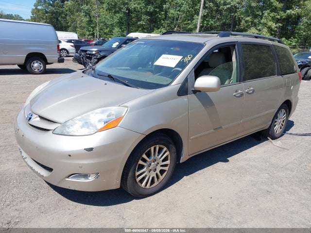 46065547 :رقم المزاد ، 5TDYK4CC6AS289779 vin ، 2010 Toyota Sienna Xle مزاد بيع