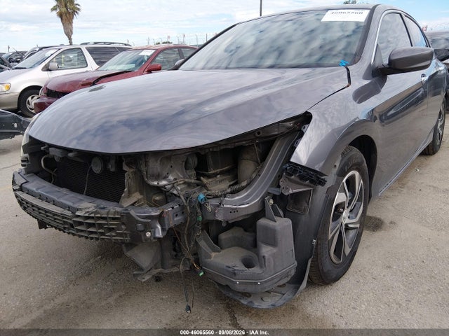 Honda ACCORD LX 2017 1HGCR2F3XHA161088 Image 18