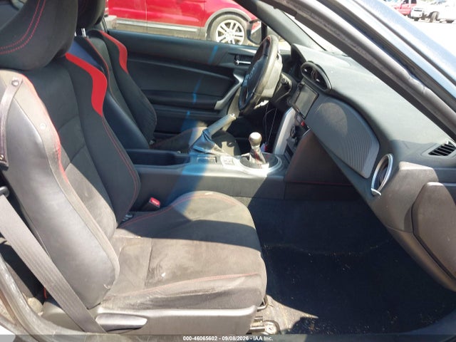 46065602 :رقم المزاد ، JF1ZNAA10G8709633 vin ، 2016 Scion Fr-s مزاد بيع