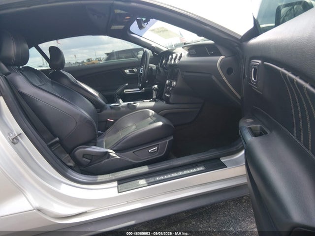 2019 Ford Mustang Ecoboost Premium მანქანა იყიდება აუქციონზე, vin: 1FATP8UH6K5104401, აუქციონის ნომერი: 46065603