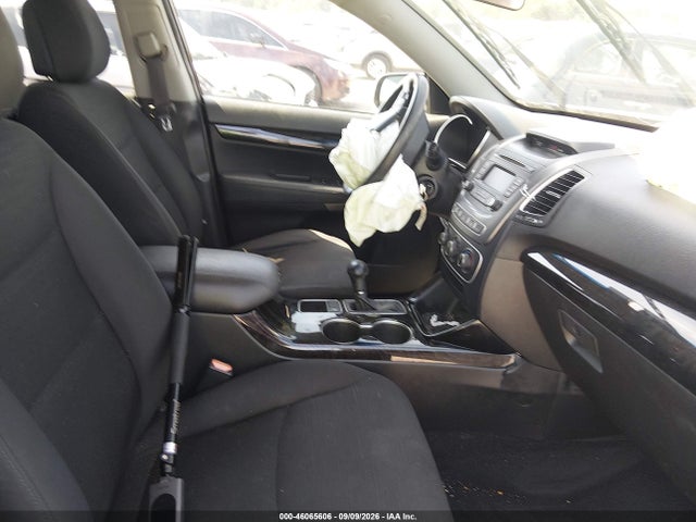 46065606 :رقم المزاد ، 5XYKTCA61EG527096 vin ، 2014 Kia Sorento Lx مزاد بيع