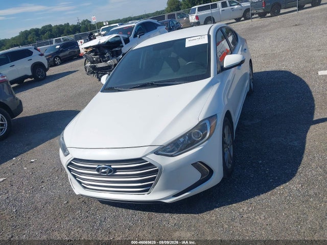 46065625 :رقم المزاد ، 5NPD84LF5HH057844 vin ، 2017 Hyundai Elantra Se مزاد بيع