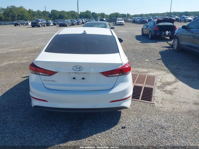 46065625 :رقم المزاد ، 5NPD84LF5HH057844 vin ، 2017 Hyundai Elantra Se مزاد بيع