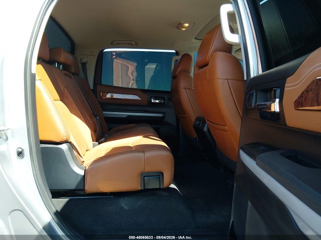 46065633 :رقم المزاد ، 5TFAY5F16KX820250 vin ، 2019 Toyota Tundra 1794 5.7l V8 مزاد بيع