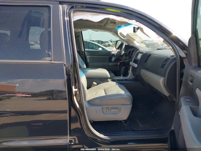 2017 Toyota Sequoia Sr5 მანქანა იყიდება აუქციონზე, vin: 5TDZY5G14HS067933, აუქციონის ნომერი: 46065660