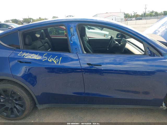 46065661 :رقم المزاد ، 7SAYGDEE6NF383805 vin ، 2022 Tesla Model Y Long Range Dual Motor All-wheel Drive مزاد بيع