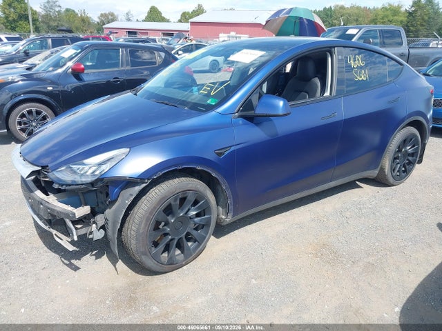 46065661 :رقم المزاد ، 7SAYGDEE6NF383805 vin ، 2022 Tesla Model Y Long Range Dual Motor All-wheel Drive مزاد بيع