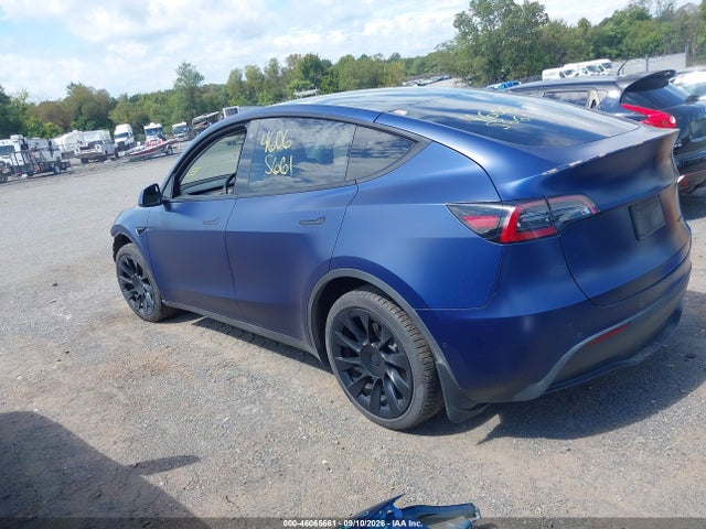 46065661 :رقم المزاد ، 7SAYGDEE6NF383805 vin ، 2022 Tesla Model Y Long Range Dual Motor All-wheel Drive مزاد بيع