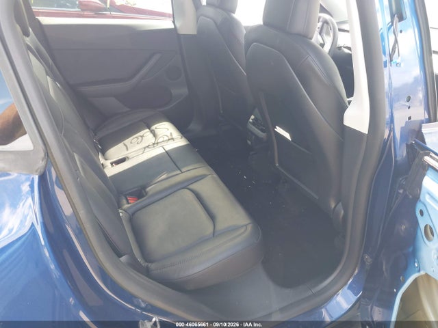 46065661 :رقم المزاد ، 7SAYGDEE6NF383805 vin ، 2022 Tesla Model Y Long Range Dual Motor All-wheel Drive مزاد بيع