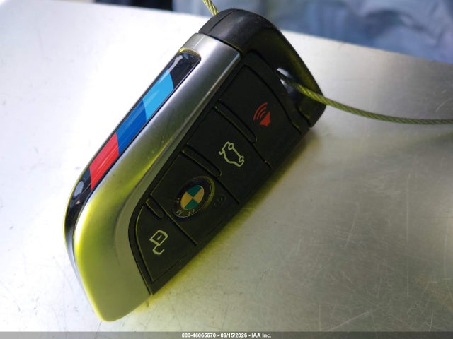 46065670 :رقم المزاد ، 3MW5U7J05N8C74161 vin ، 2022 Bmw M340i مزاد بيع
