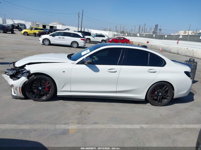 46065670 :رقم المزاد ، 3MW5U7J05N8C74161 vin ، 2022 Bmw M340i مزاد بيع