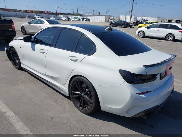 46065670 :رقم المزاد ، 3MW5U7J05N8C74161 vin ، 2022 Bmw M340i مزاد بيع