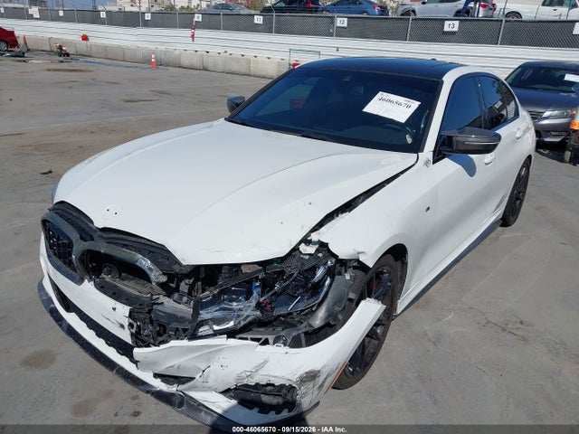 46065670 :رقم المزاد ، 3MW5U7J05N8C74161 vin ، 2022 Bmw M340i مزاد بيع