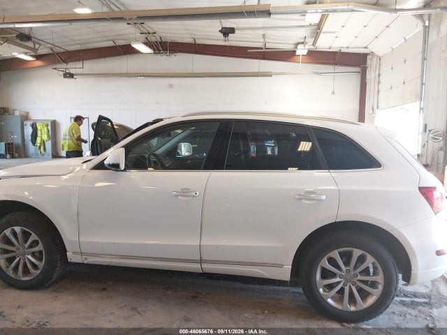 2016 Audi Q5 2.0t Premium მანქანა იყიდება აუქციონზე, vin: WA1L2AFP9GA094668, აუქციონის ნომერი: 46065676