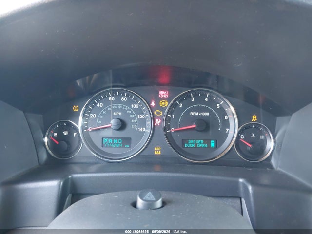2006 Jeep Commander მანქანა იყიდება აუქციონზე, vin: 1J8HG48K66C233974, აუქციონის ნომერი: 46065695