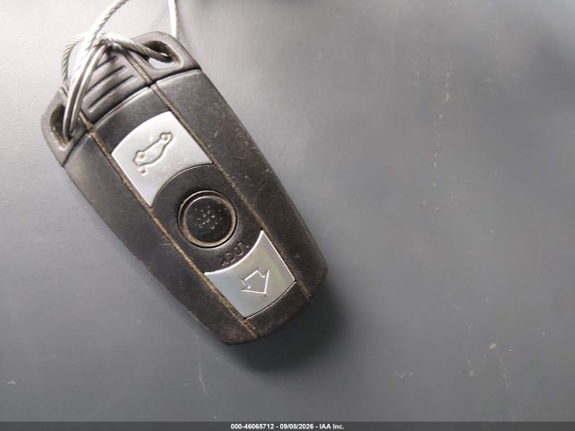 Продаж на аукціоні авто 2006 Bmw 325i, vin: WBAVB17566NK30111, номер лоту: 46065712