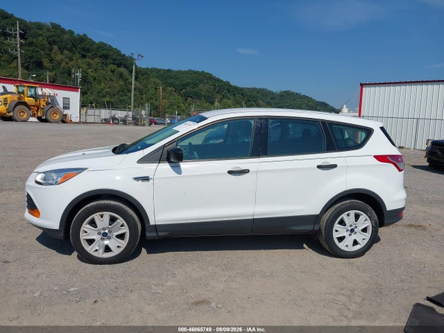Продажа на аукционе авто 2016 Ford Escape S, vin: 1FMCU0F71GUC75493, номер лота: 46065749