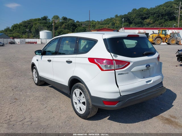 Продажа на аукционе авто 2016 Ford Escape S, vin: 1FMCU0F71GUC75493, номер лота: 46065749