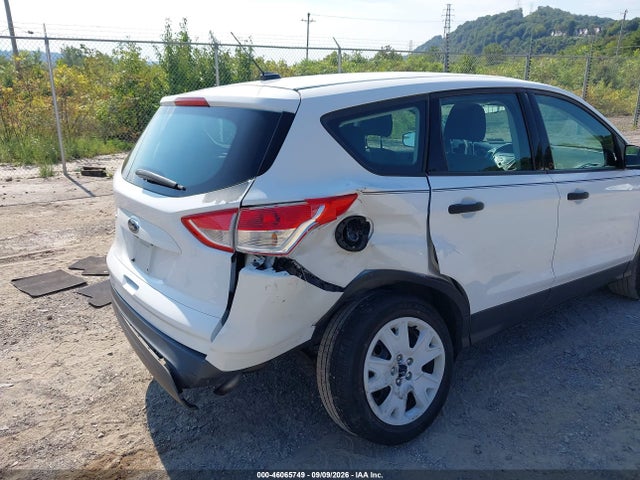 Продажа на аукционе авто 2016 Ford Escape S, vin: 1FMCU0F71GUC75493, номер лота: 46065749