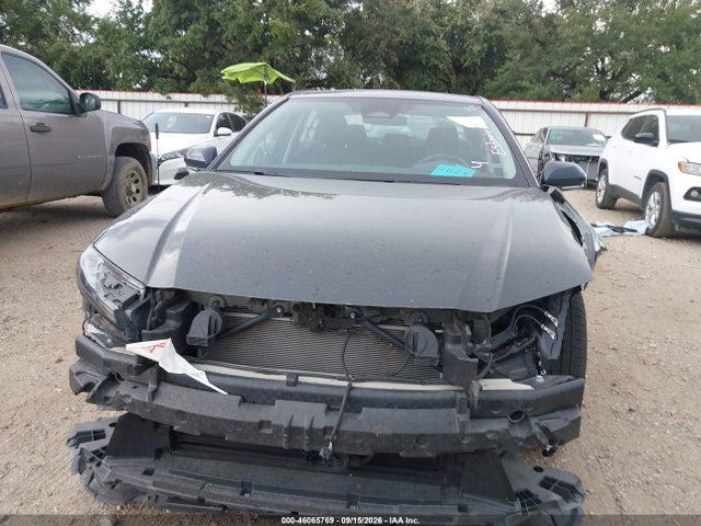 Toyota CAMRY LE 2025 4T1DAACK4SU113748 Image 13