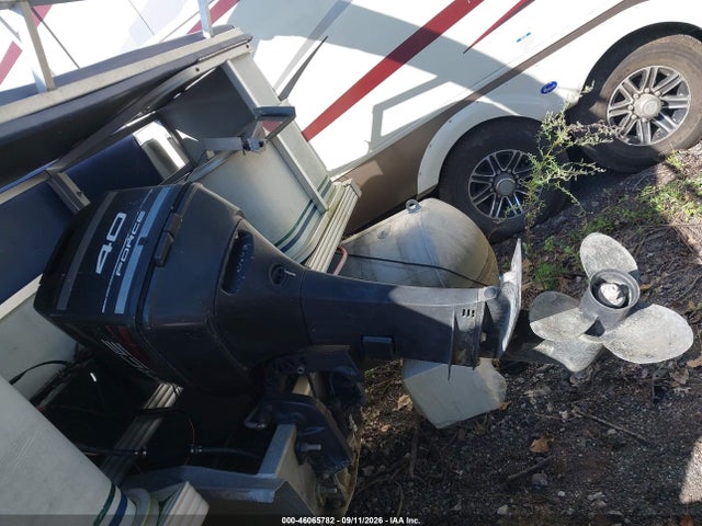 46065782 :رقم المزاد ، MAU02070D696 vin ، 1996 Crest Iii Pontoon مزاد بيع