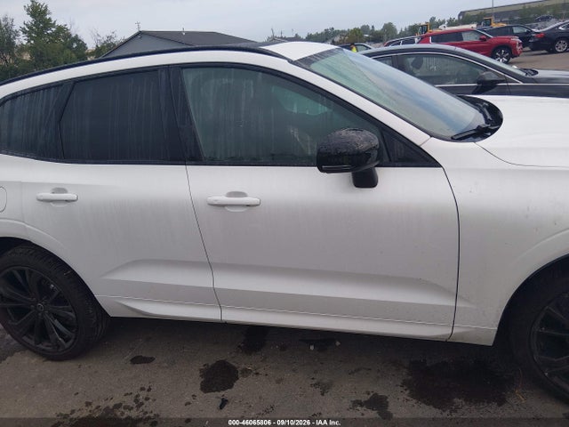 46065806 :رقم المزاد ، YV4M12RD2T1409709 vin ، 2026 Volvo Xc60 B5 Ultra Black Edition مزاد بيع