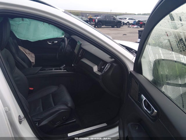 46065806 :رقم المزاد ، YV4M12RD2T1409709 vin ، 2026 Volvo Xc60 B5 Ultra Black Edition مزاد بيع