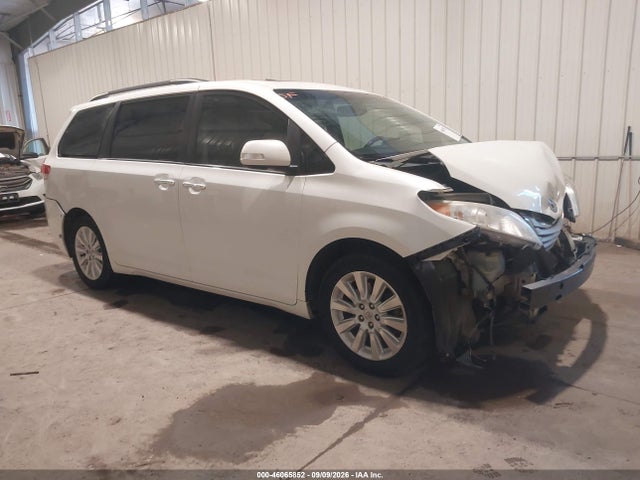 Продажа на аукционе авто 2014 Toyota Sienna Ltd, vin: 5TDDK3DCXES088061, номер лота: 46065852