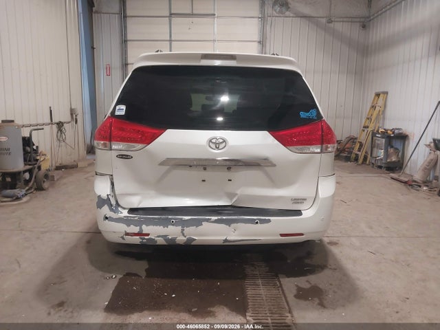 Продажа на аукционе авто 2014 Toyota Sienna Ltd, vin: 5TDDK3DCXES088061, номер лота: 46065852