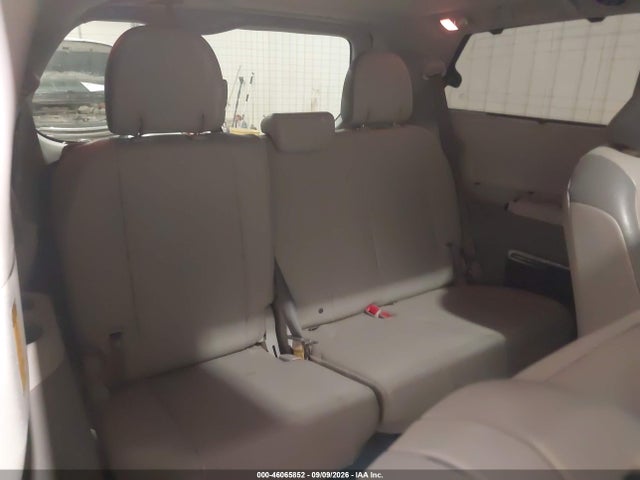 Продажа на аукционе авто 2014 Toyota Sienna Ltd, vin: 5TDDK3DCXES088061, номер лота: 46065852