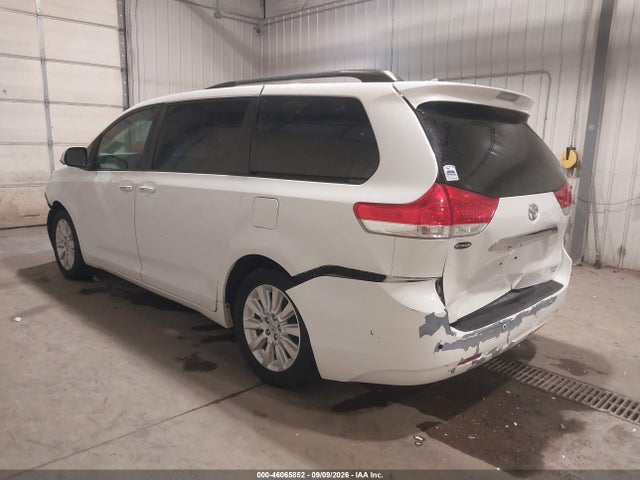 Продажа на аукционе авто 2014 Toyota Sienna Ltd, vin: 5TDDK3DCXES088061, номер лота: 46065852
