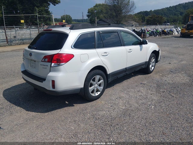 46065888 :رقم المزاد ، 4S4BRBCC7D3255504 vin ، 2013 Subaru Outback 2.5i Premium مزاد بيع