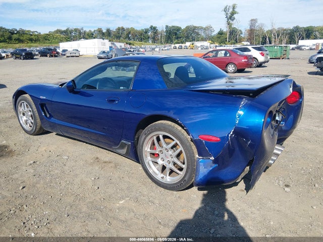 46065896 :رقم المزاد ، 1G1YY12S945123555 vin ، 2004 Chevrolet Corvette Z06 Hardtop مزاد بيع