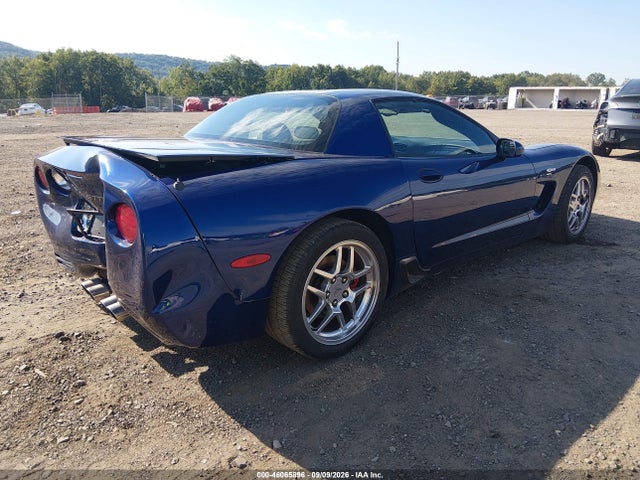 46065896 :رقم المزاد ، 1G1YY12S945123555 vin ، 2004 Chevrolet Corvette Z06 Hardtop مزاد بيع
