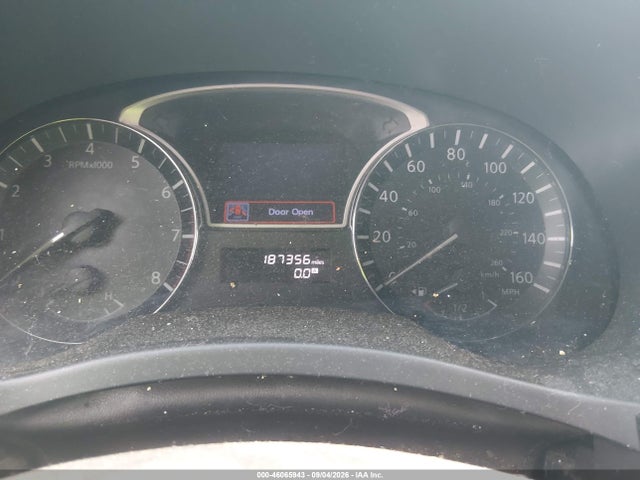 2014 Nissan Pathfinder Sl მანქანა იყიდება აუქციონზე, vin: 5N1AR2MNXEC648524, აუქციონის ნომერი: 46065943