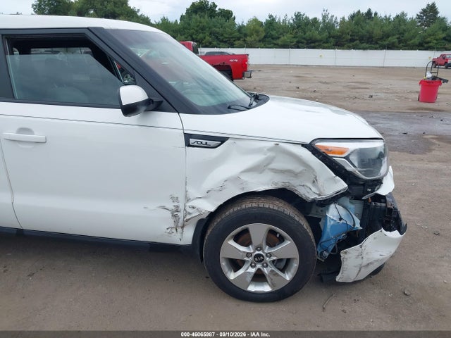 2017 Kia Soul მანქანა იყიდება აუქციონზე, vin: KNDJN2A28H7430055, აუქციონის ნომერი: 46065987