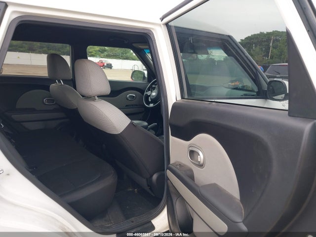 2017 Kia Soul მანქანა იყიდება აუქციონზე, vin: KNDJN2A28H7430055, აუქციონის ნომერი: 46065987