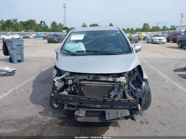2018 Nissan Versa Note Sv მანქანა იყიდება აუქციონზე, vin: 3N1CE2CP1JL370464, აუქციონის ნომერი: 46066034
