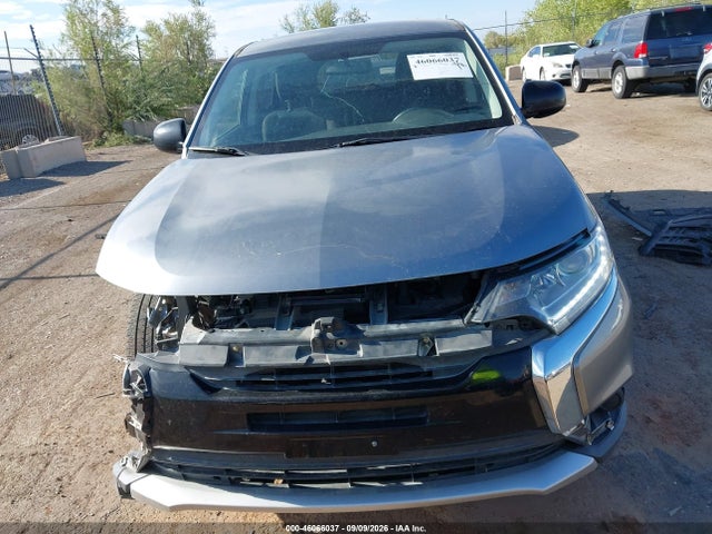 Mitsubishi Outlander Es 2017 JA4AZ2A38HZ037975 Image 13