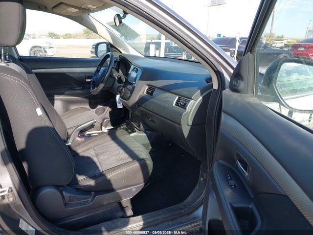 Mitsubishi Outlander Es 2017 JA4AZ2A38HZ037975 Image 5