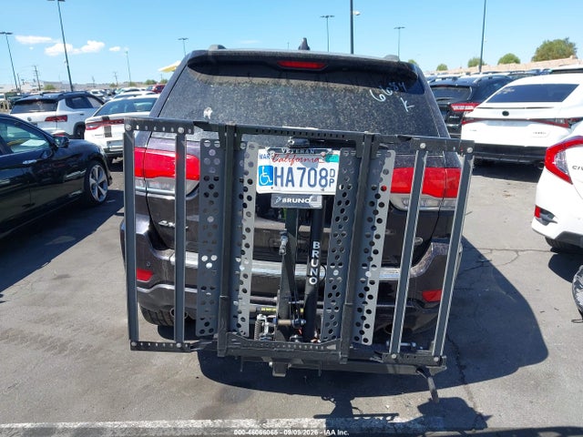 46066065 :رقم المزاد ، 1C4RJFCG0KC726684 vin ، 2019 Jeep Grand Cherokee Overland 4x4 مزاد بيع